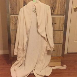 Tall bathrobe